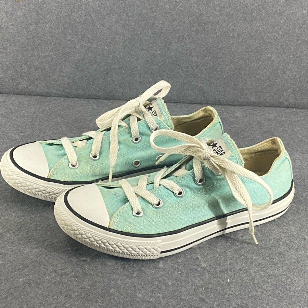 Converse Light Turquoise Low Top Sneakers Youth Size 3